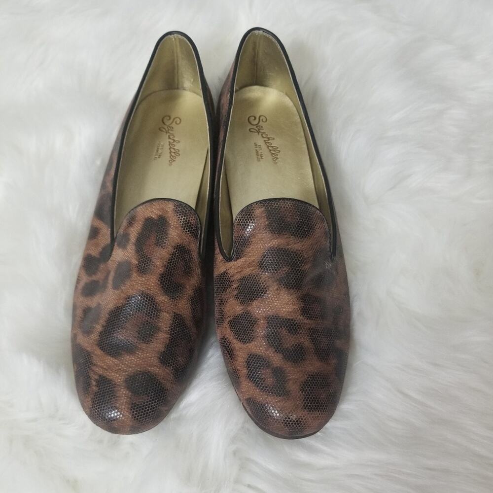 Seychelles Loafer flats Shoes 9 Leopard Animal Print Leather Low Heel Brown